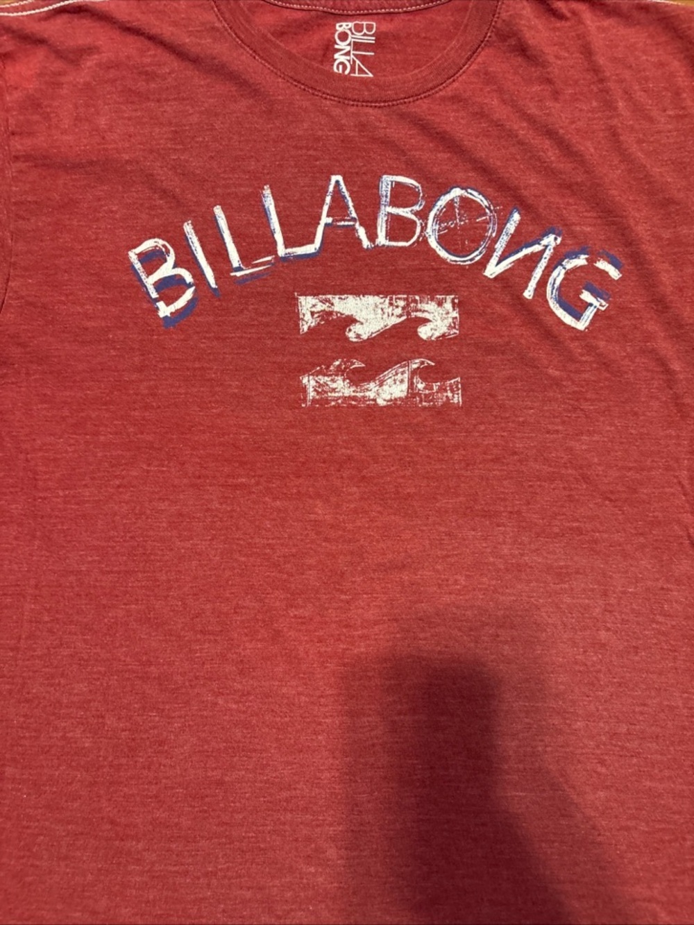 Billabong Men's Heather Red Logo Tee - Picture 2 of 4